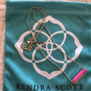 Leanor Hot Pink Necklace Framed in Gold